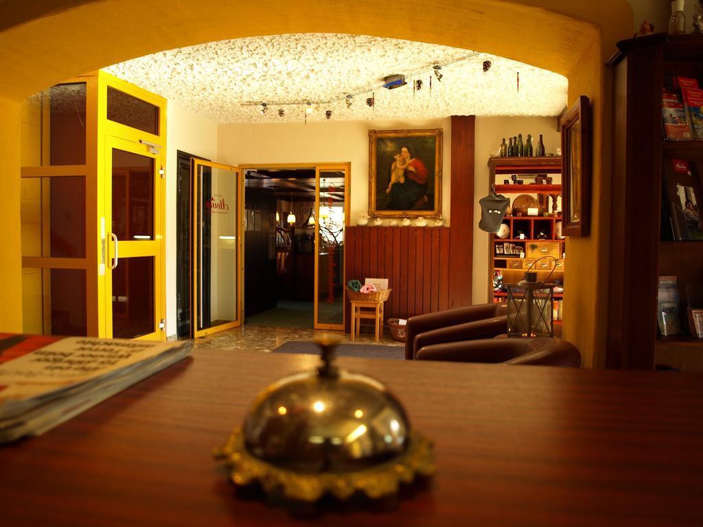 Hotel Aloisia, Hotel Garni Mariapfarr Luaran gambar